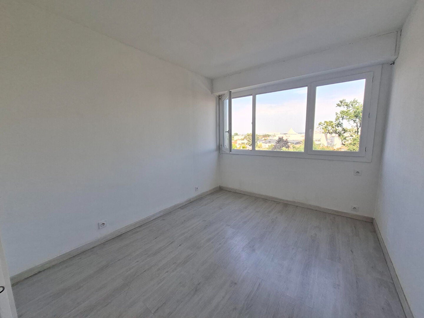 Appartement Avenue de la Libération Charles de Gaulle à Le Bouscat