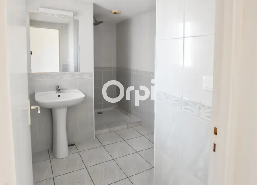 Appartement Montée de la Flachardière à Les Halles