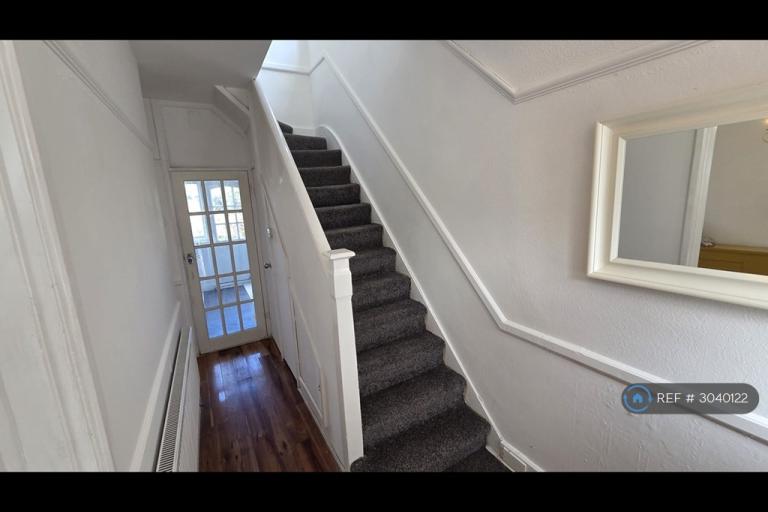 House Larkshall Road in Greater London