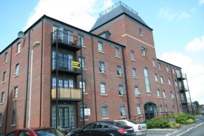 Flat Gainsborough Road in Warrington