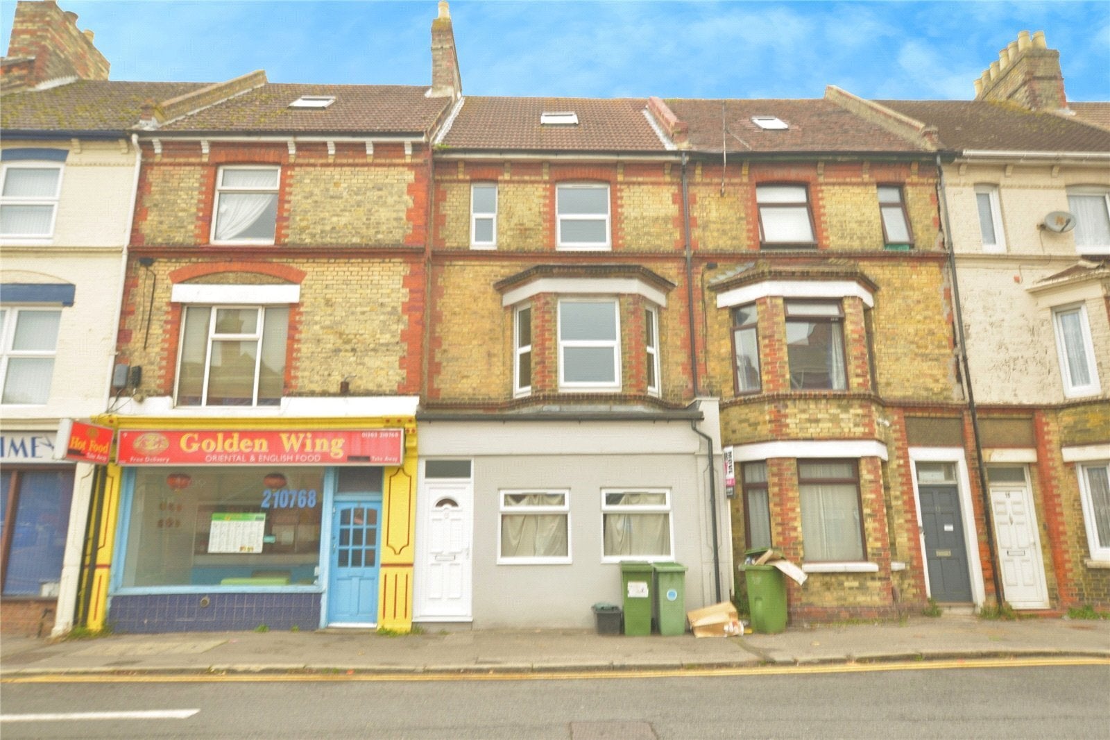 House Black Bull Road in Folkestone and Hythe District