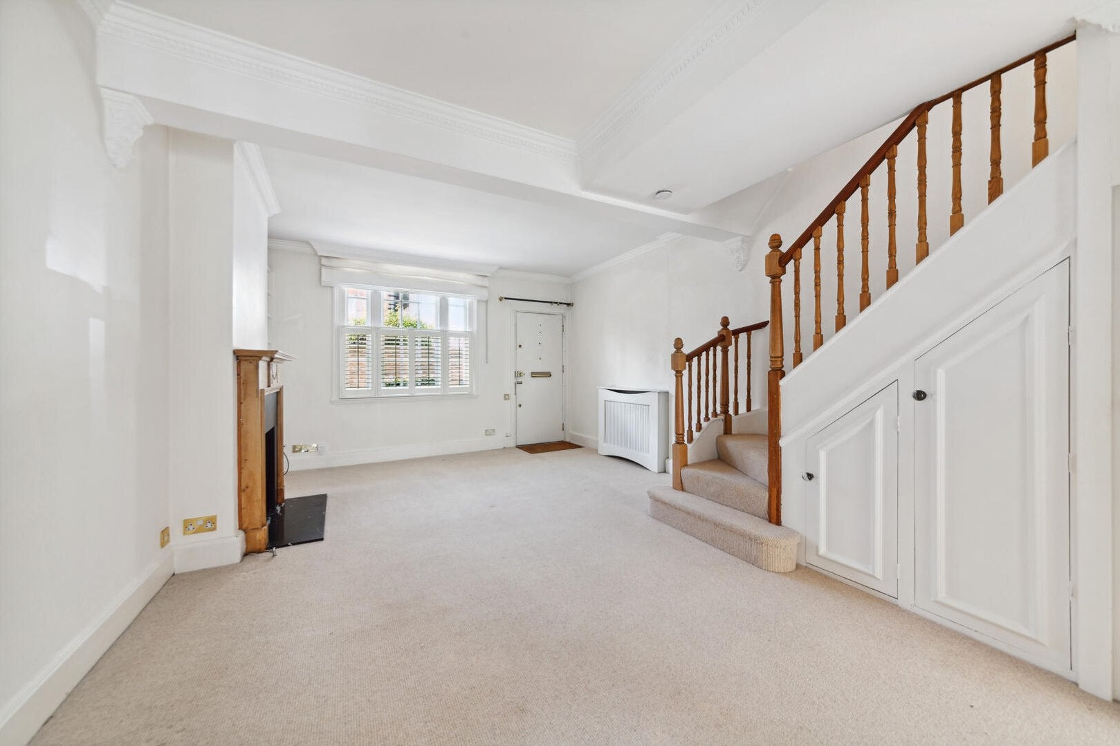 House Paradise Walk in Greater London