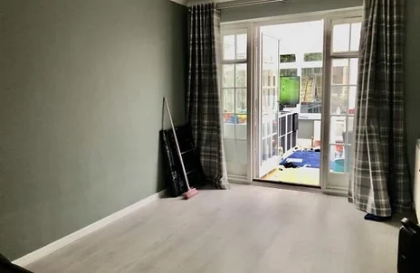 House Windle Close in Surrey Heath