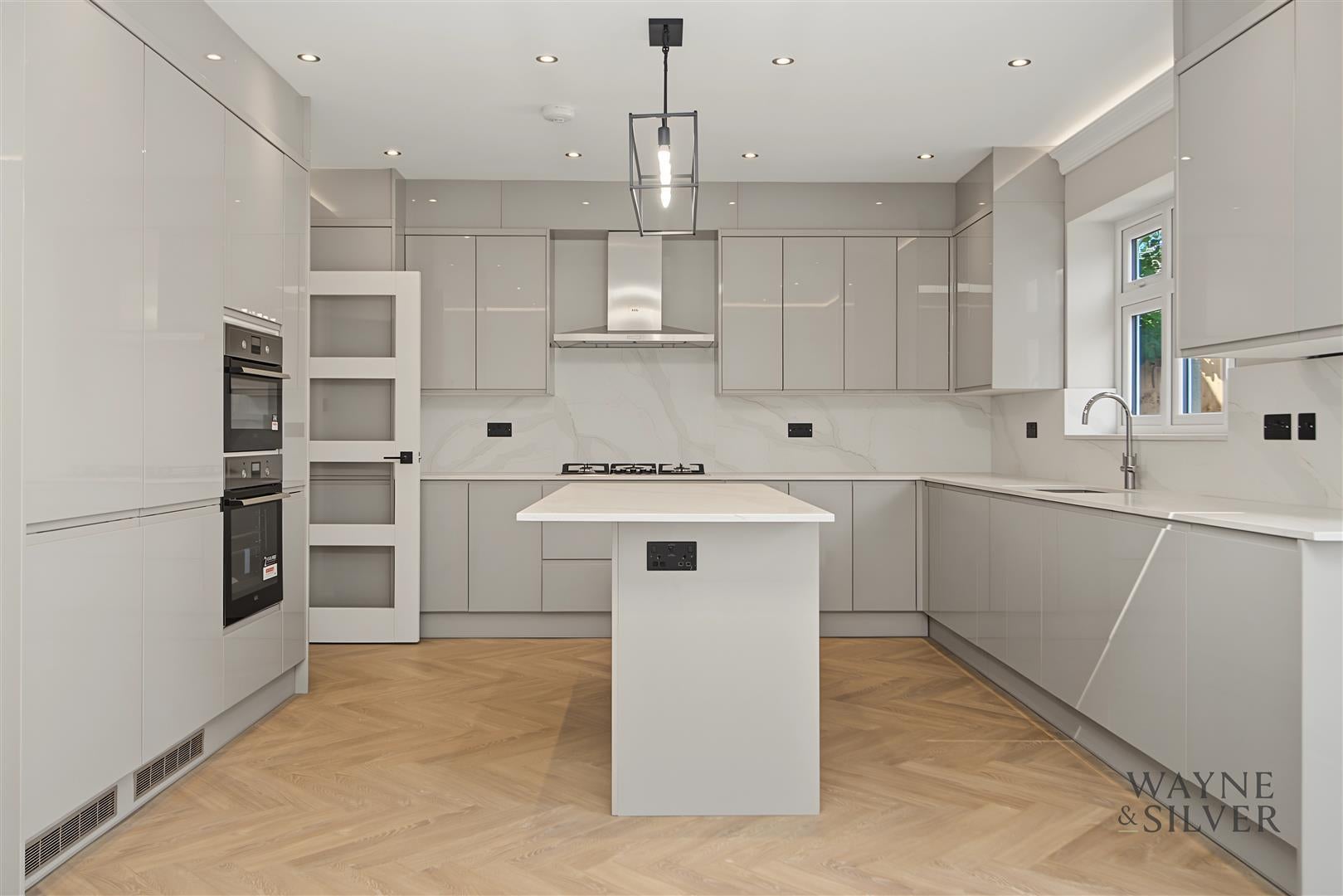 House Beech Walk in Greater London