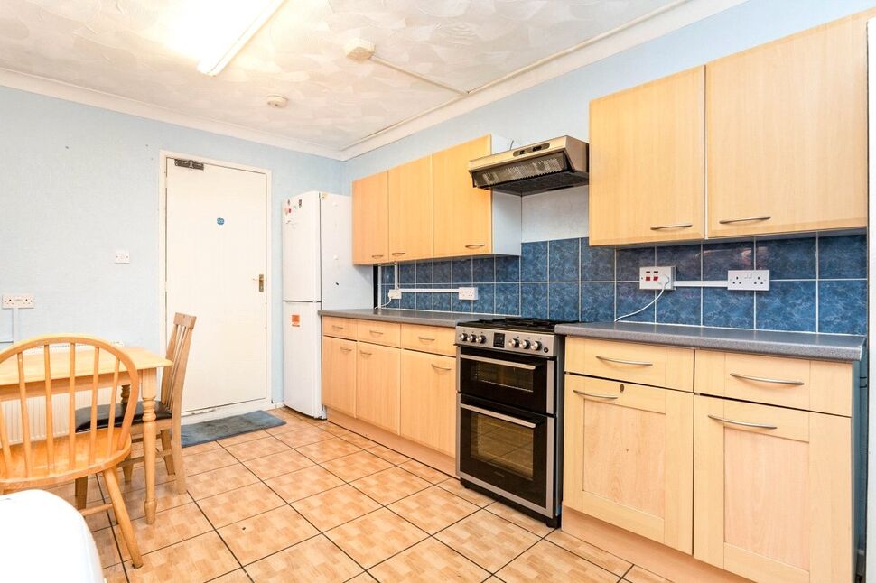 Room Coventry Road in Southampton