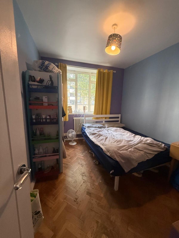 Room Shannon Place in City of Westminster