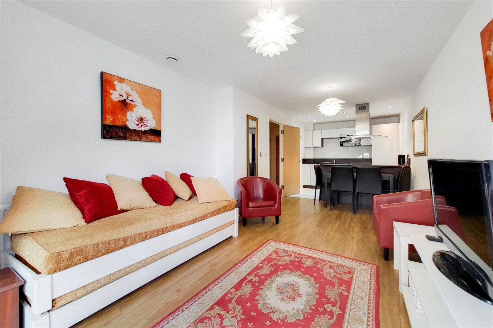 Flat Surrey Quays Road in Greater London