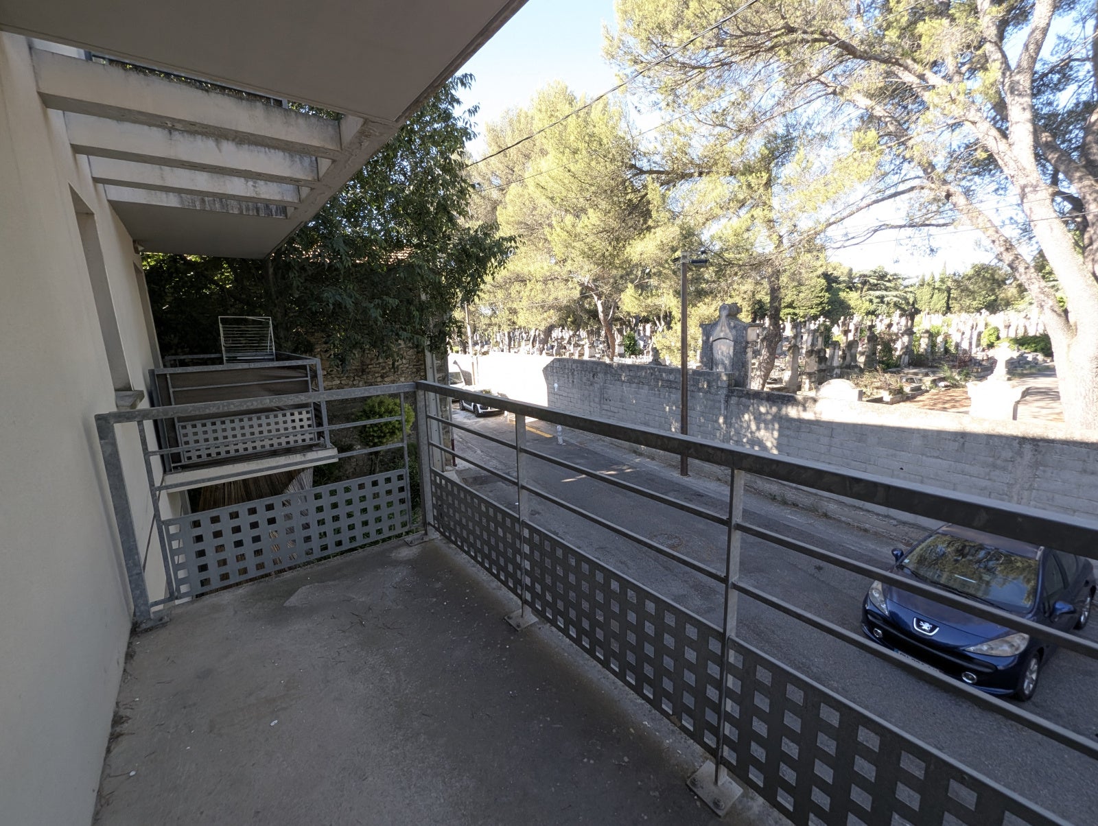 Appartement Route d'Avignon à Nîmes
