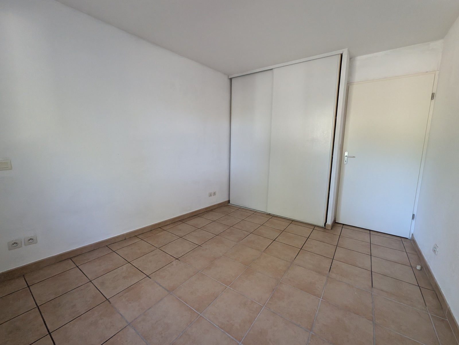 Appartement Route d'Avignon à Nîmes