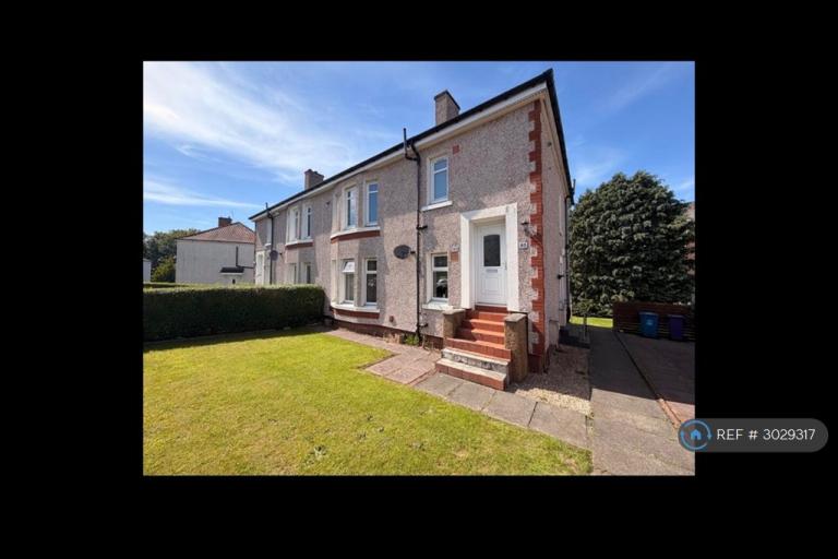 Flat Smithycroft Road in Glasgow