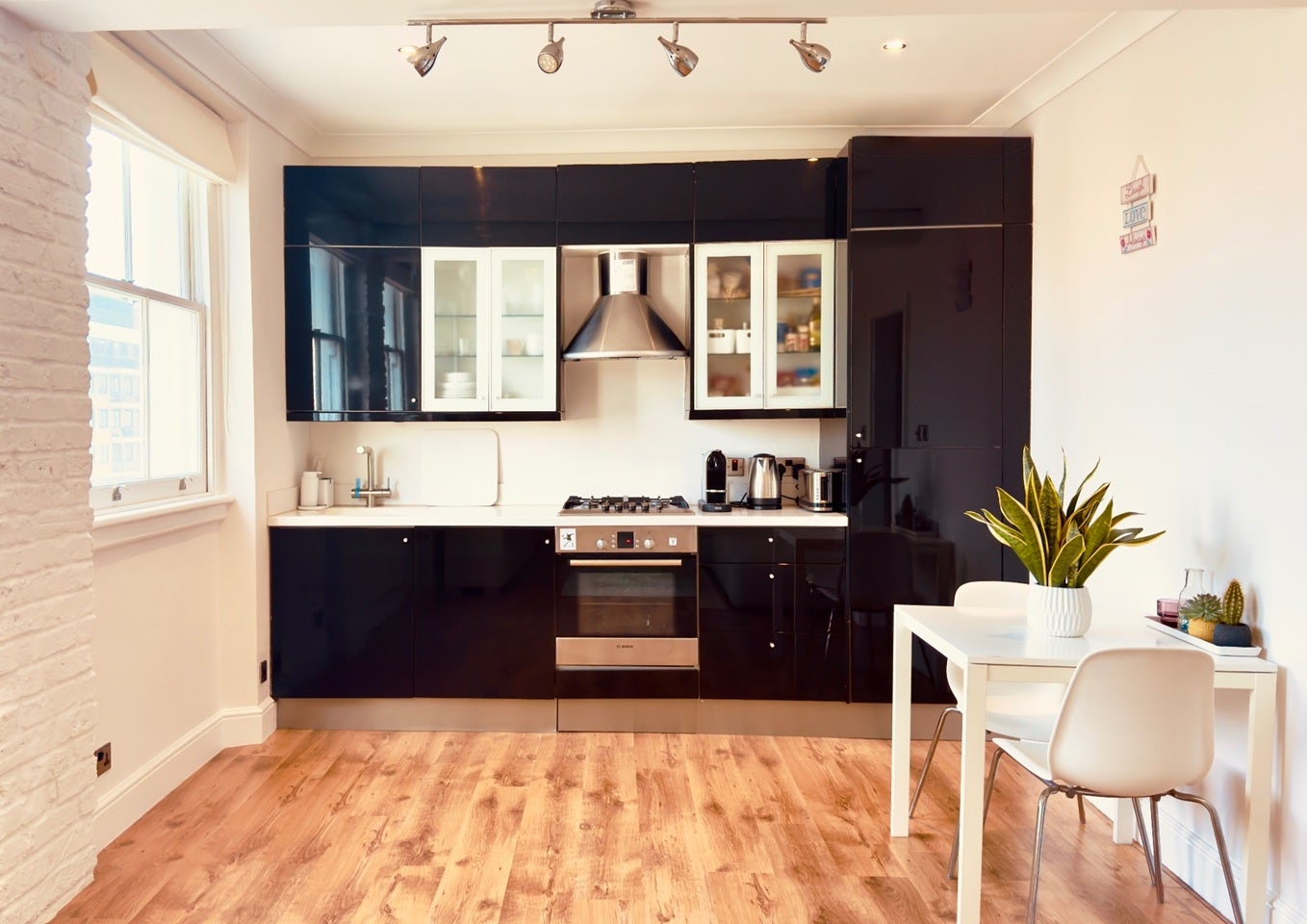 Flat Cornwall Gardens in Greater London