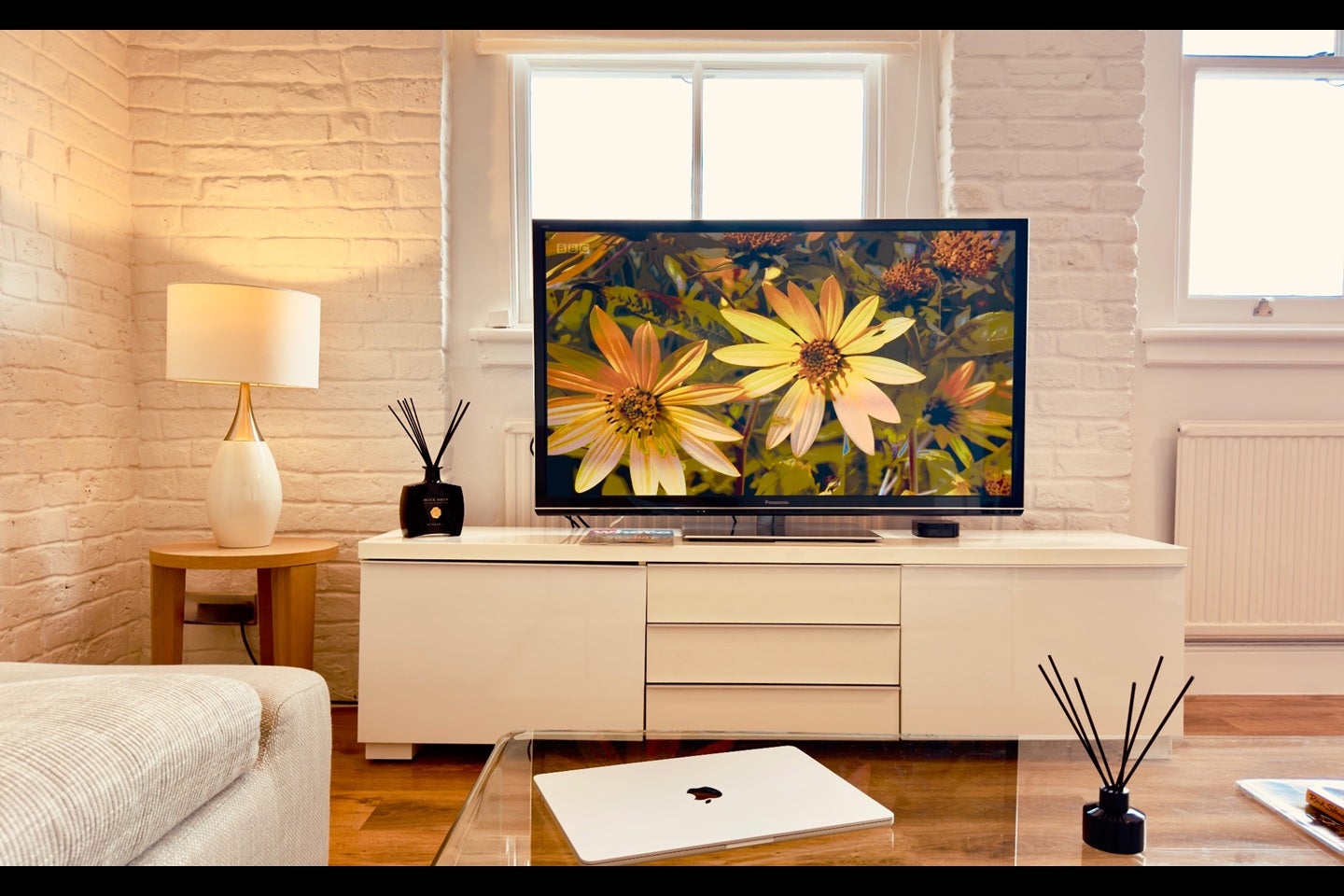 Flat Cornwall Gardens in Greater London