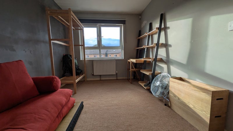 Room Park Grange Mount in Sheffield
