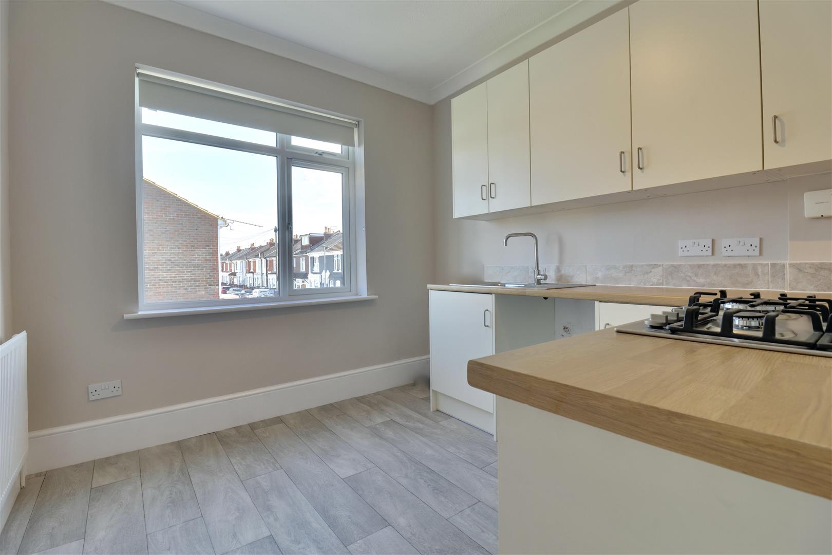 Flat Epworth Road in Portsmouth