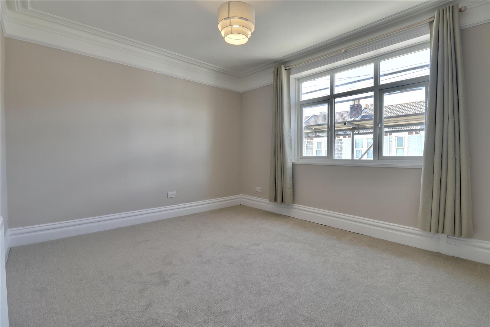 Flat Epworth Road in Portsmouth