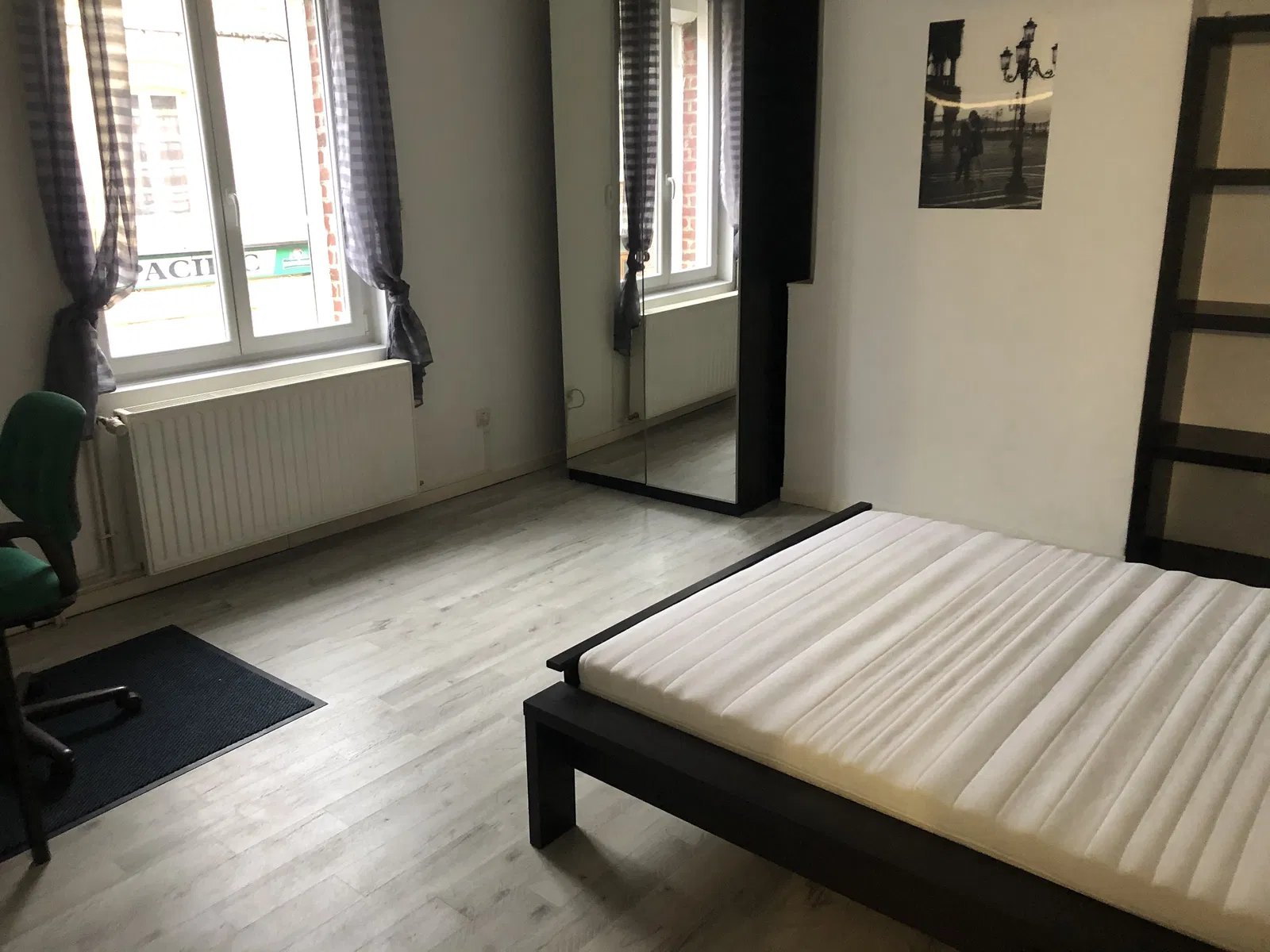 Room Impasse Laout in Saint-Quentin