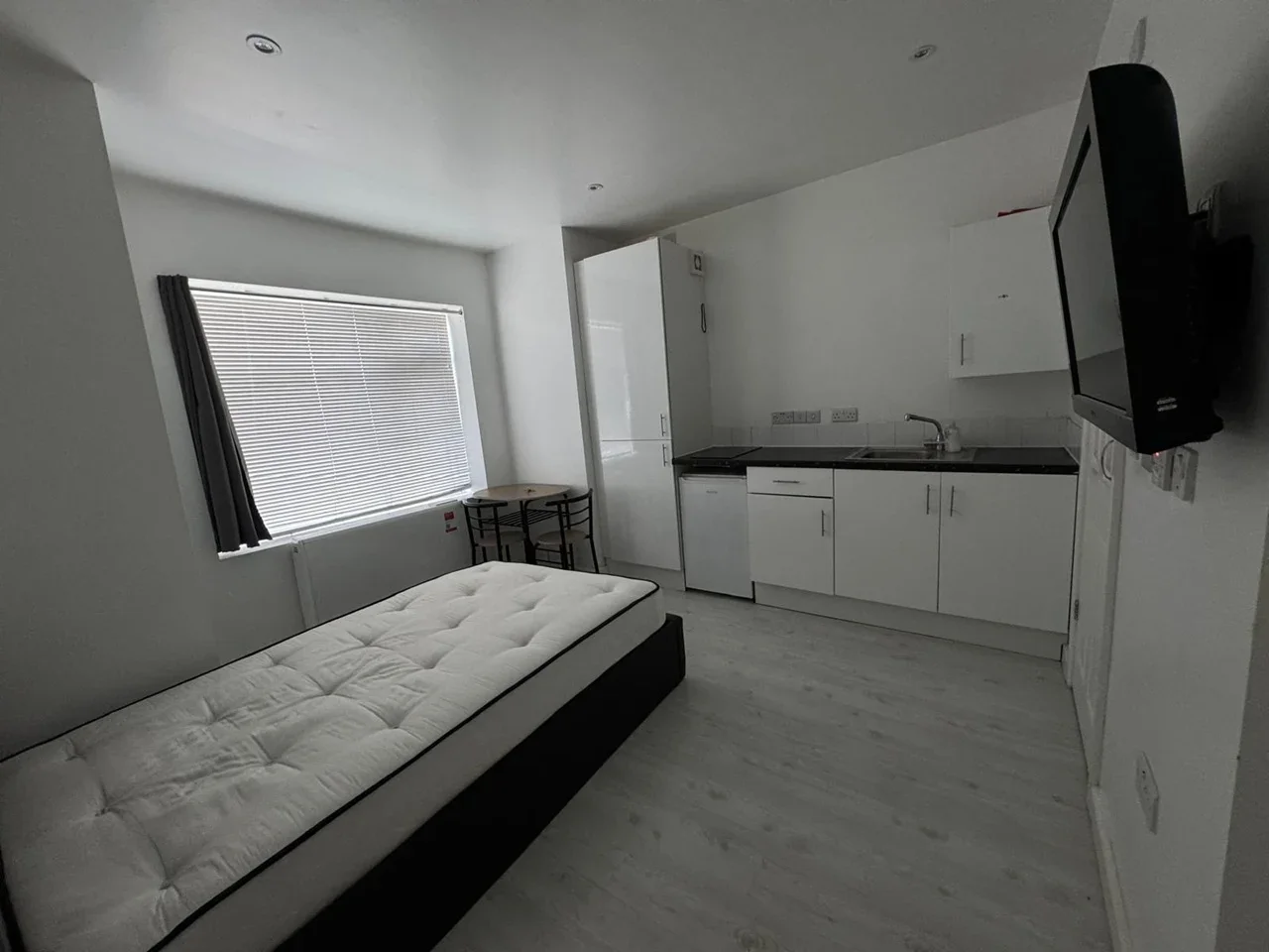 Flat Cherry Hinton Road in Cambridge