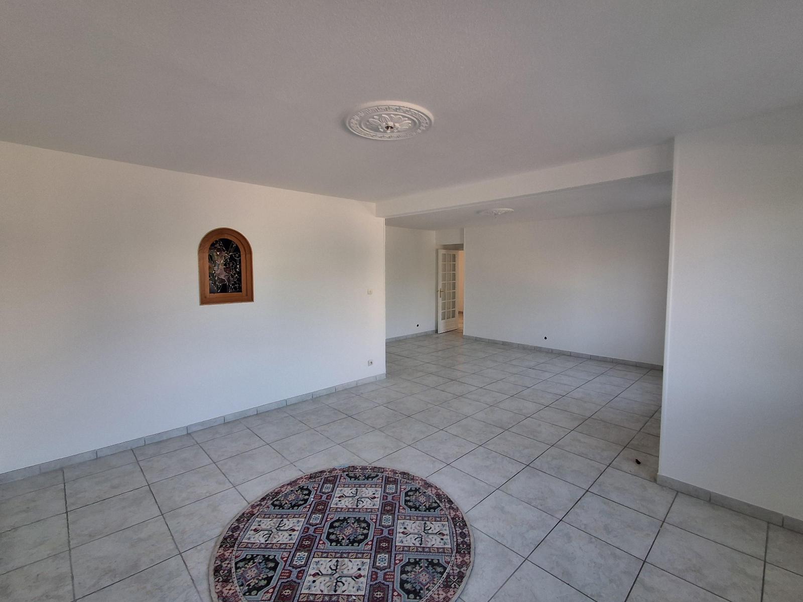 Flat Rue Asile Fournas in Saint-Chamond