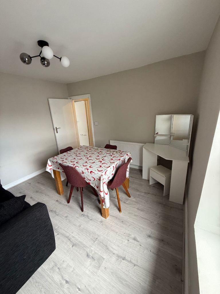 Flat London Road in Dacorum