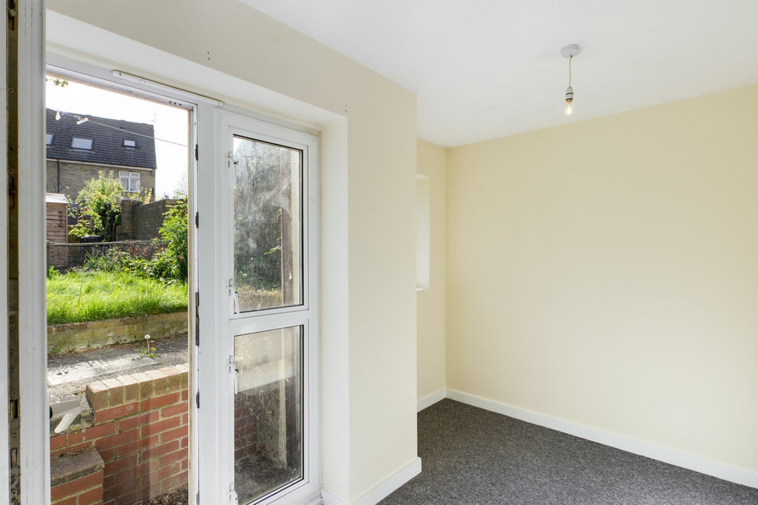 Flat Crescent Road in Thanet