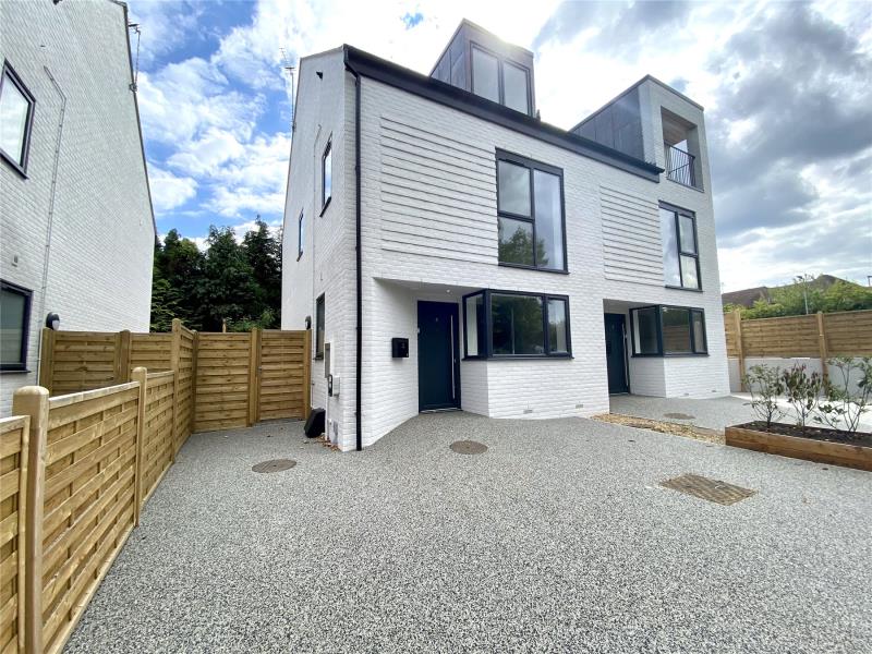 House Green Lane in Surrey Heath