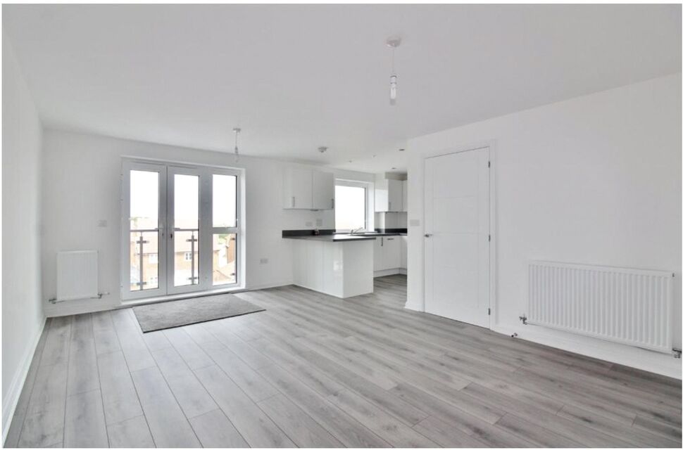 Flat Lett Lane in Ebbsfleet Garden City