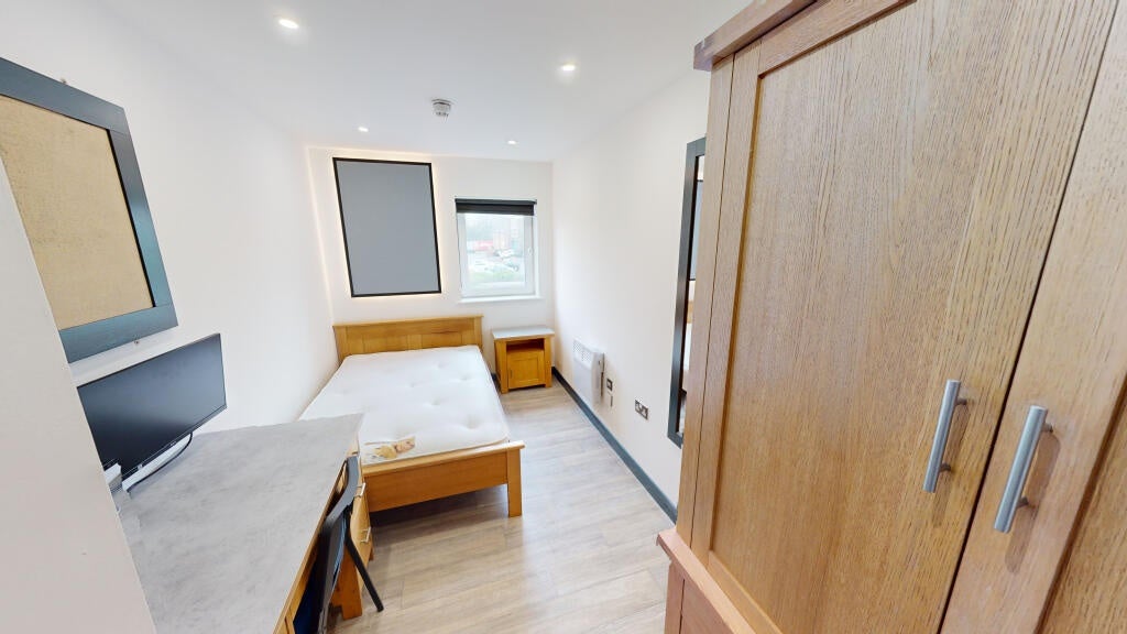Room Stepney Lane in Newcastle upon Tyne