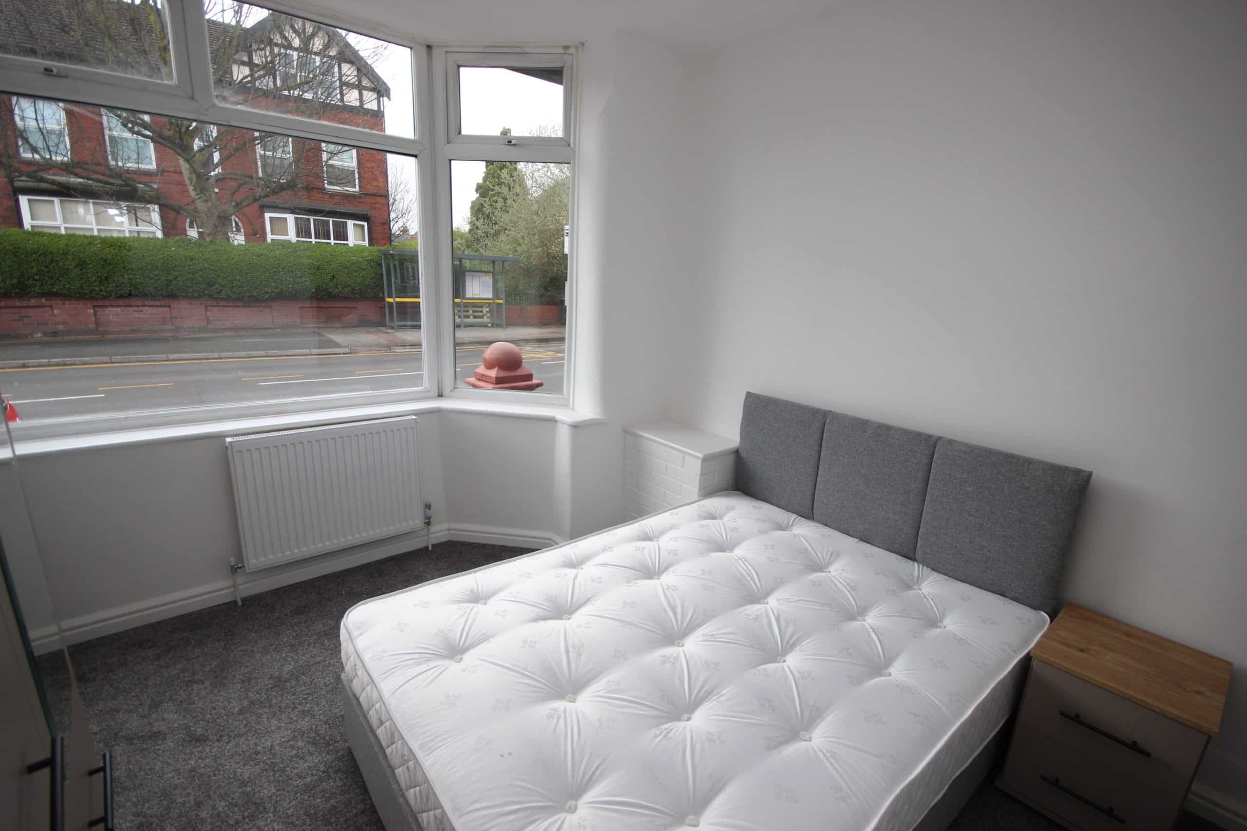 Room Dalton Square in Lancaster