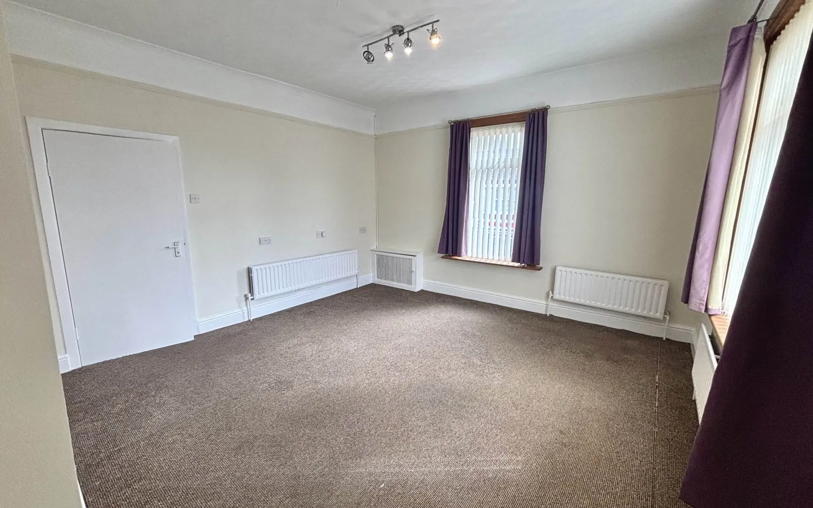 Flat Derby Lane in Liverpool