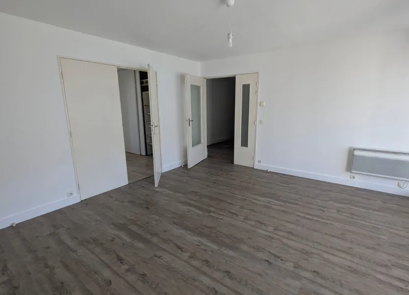 Appartement Place Paul et Jean-Paul Avisseau à Bordeaux