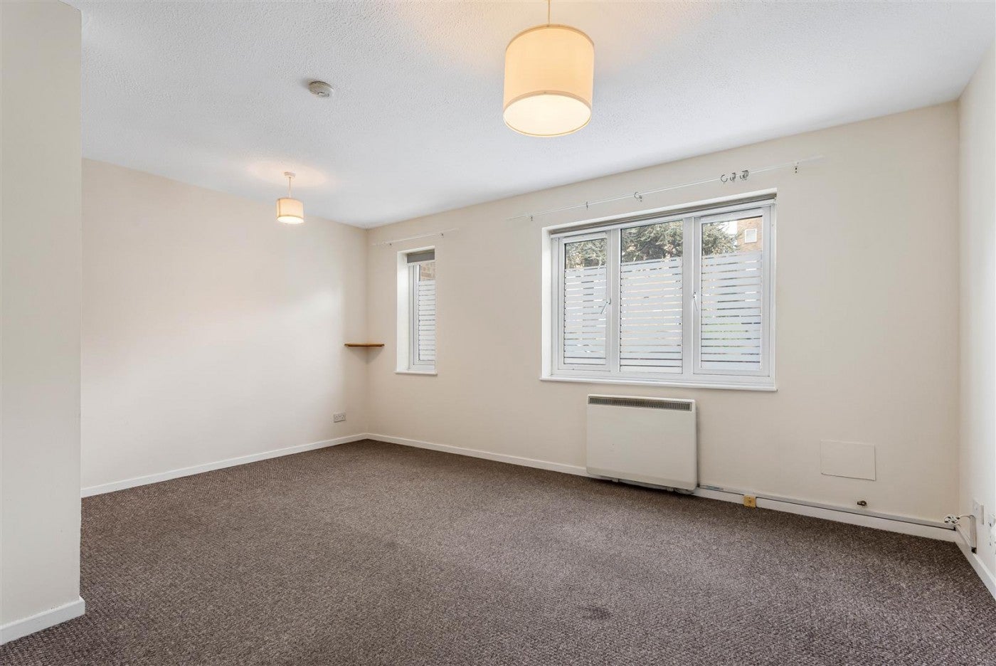 Flat Westmoreland Drive in Greater London