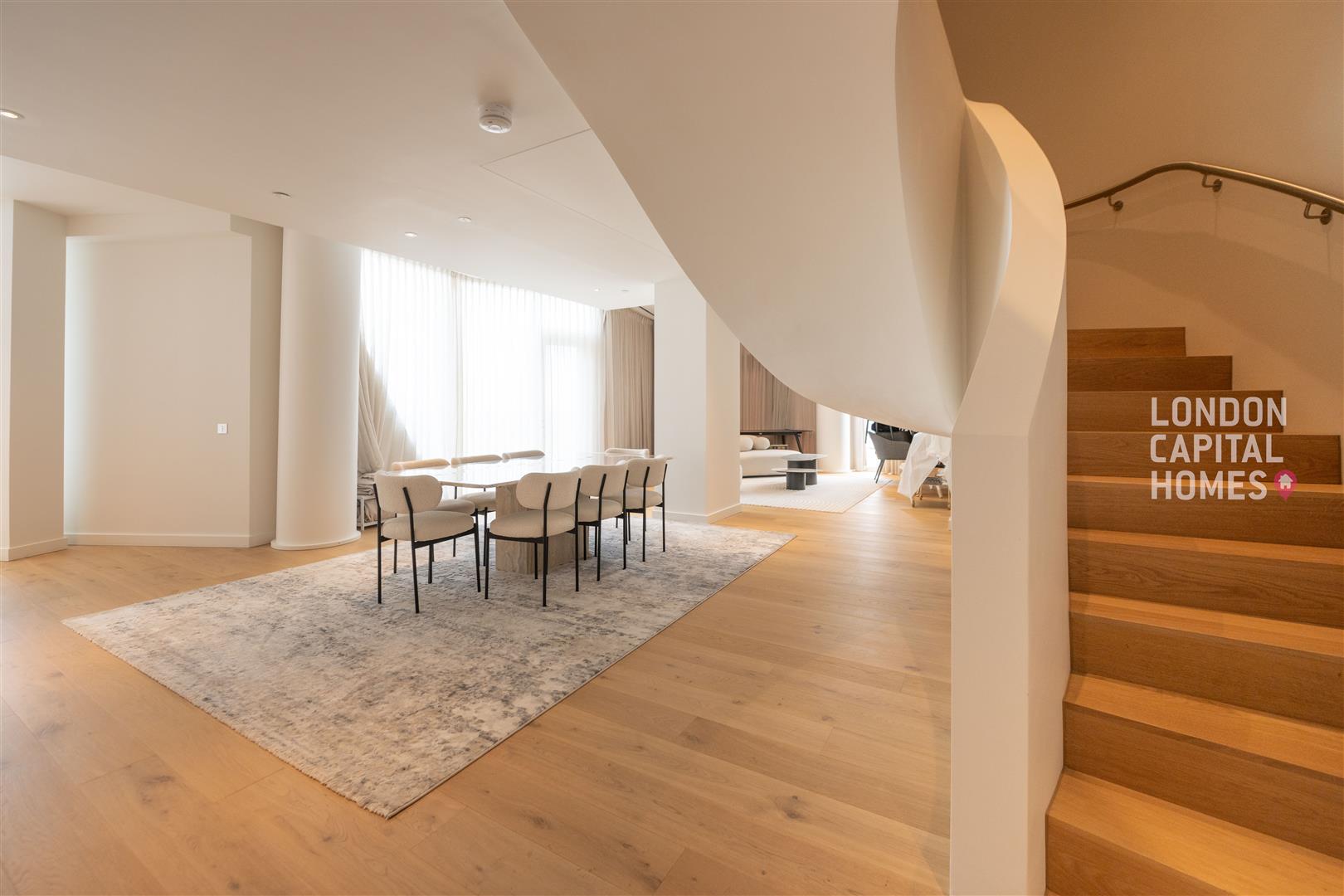 Flat Prospect Way in Greater London