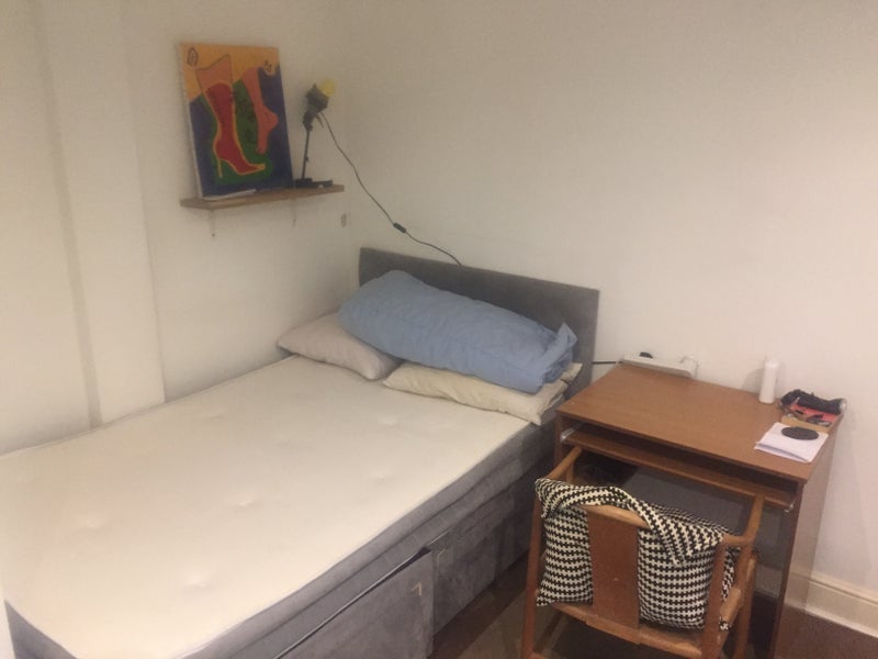 Flat Chamberlayne Road in Greater London