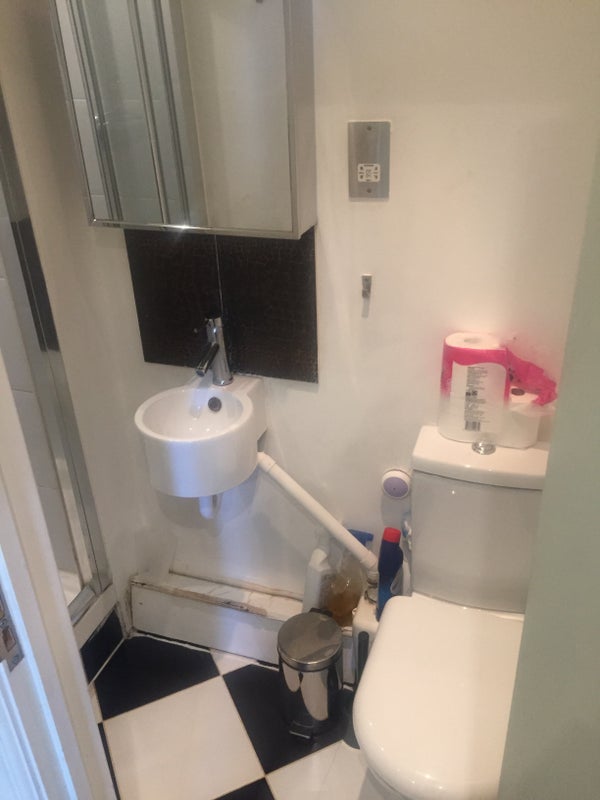 Flat Chamberlayne Road in Greater London
