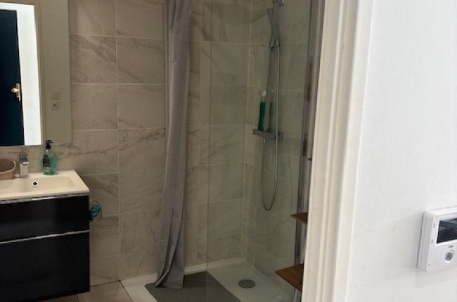 Flat Rue du Commandant Louis Guy in Rueil-Malmaison
