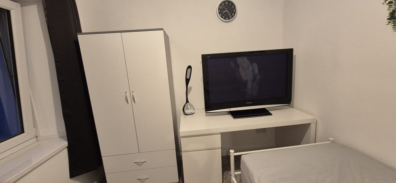 Room Blanch Street in Tonyrefail