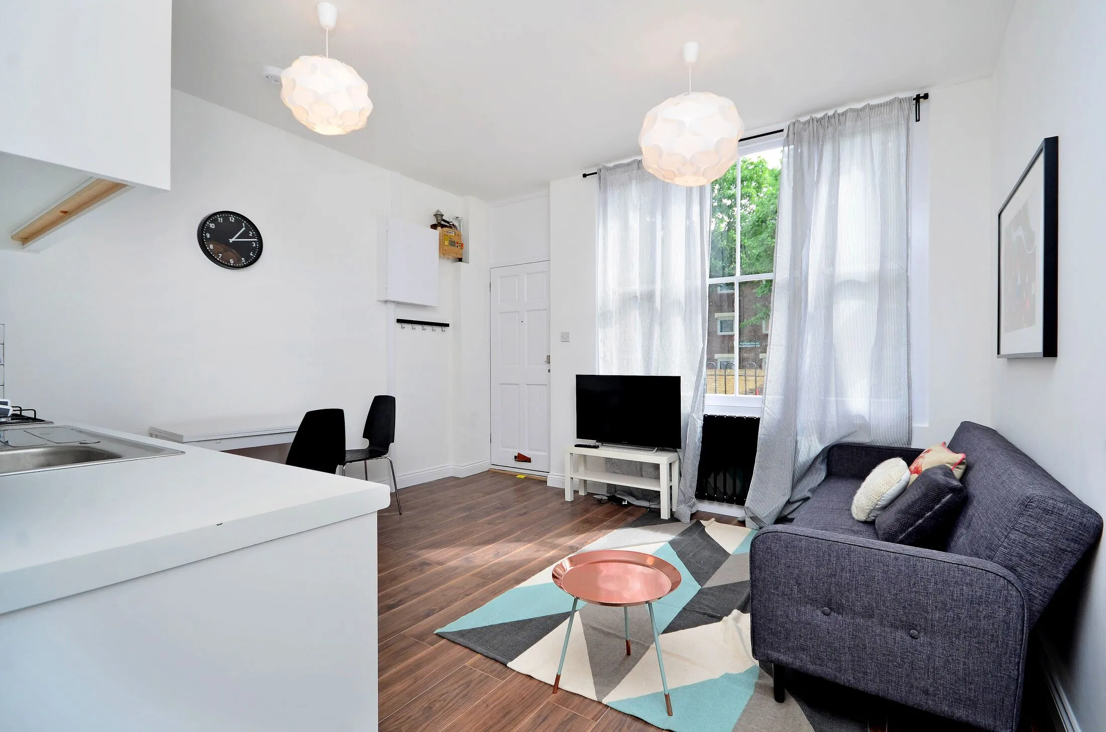 Flat Knebworth Road in Greater London