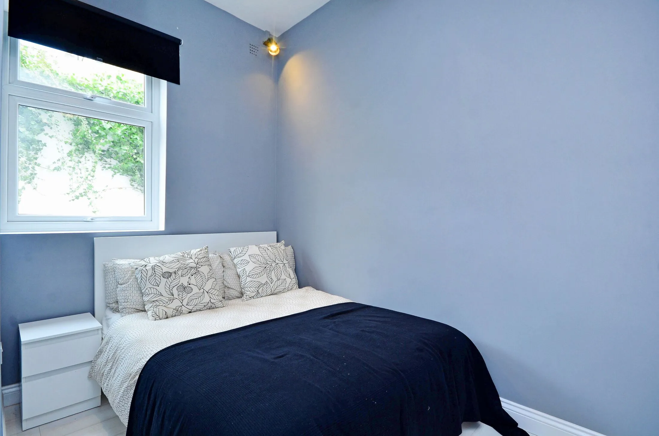 Flat Knebworth Road in Greater London