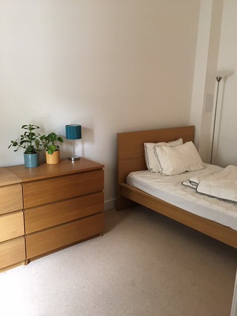 Room Samuel Street in Greater London