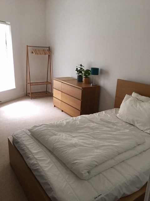 Room Samuel Street in Greater London