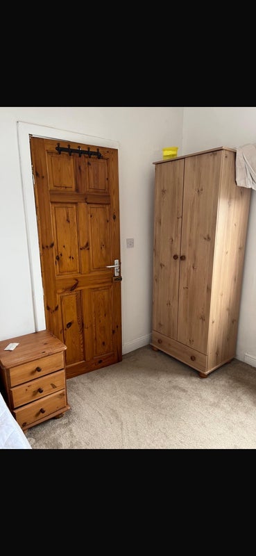 Room Llantrisant Street in Cardiff