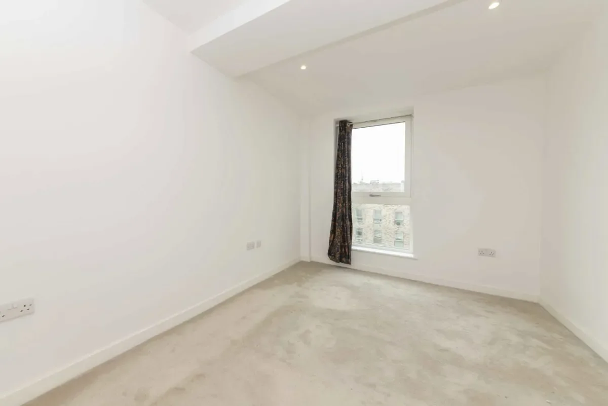 Flat Pentonville Road in Greater London
