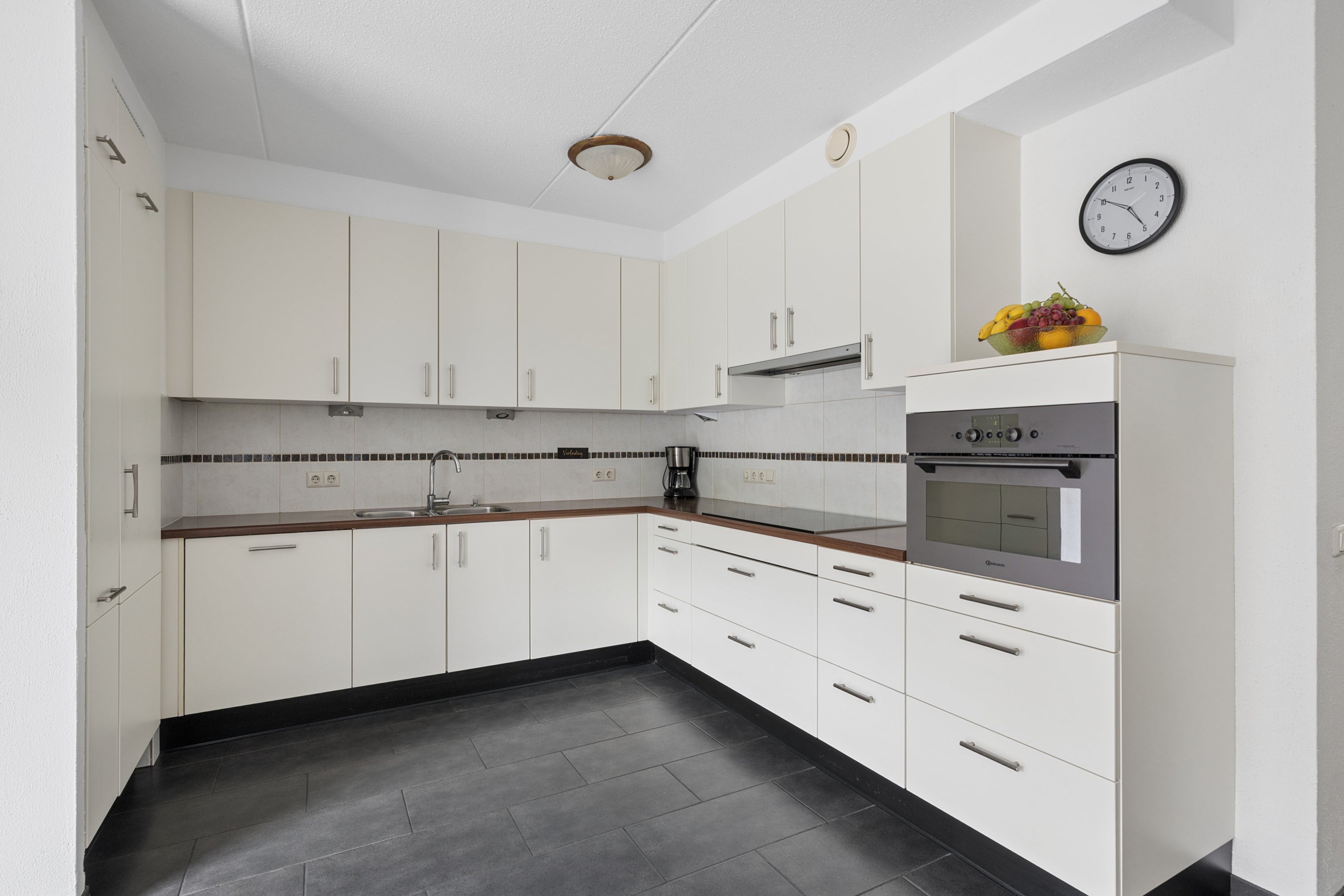 Hoekwoning te koop: Marshalldreef 12, Ede