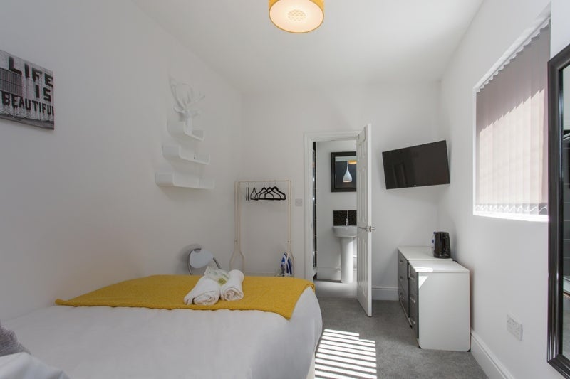 Room Westminster Street in Crewe