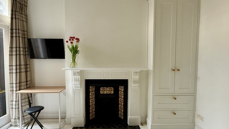 Room St Luke's Avenue in Greater London
