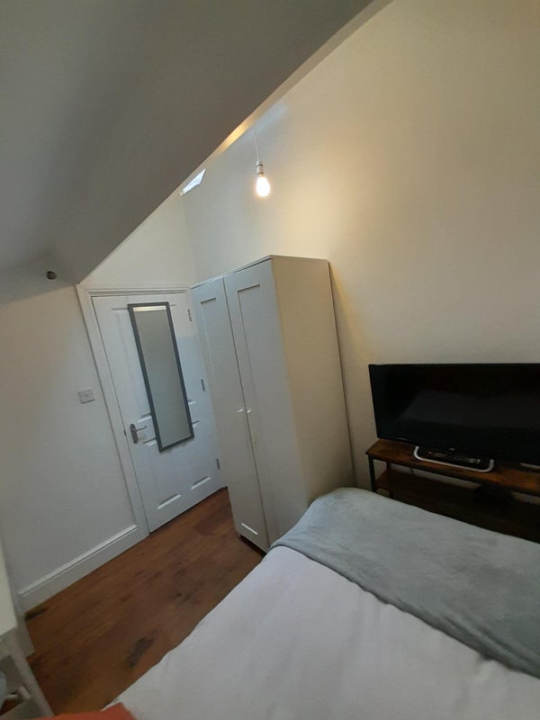 Room Warwick Place in Royal Leamington Spa