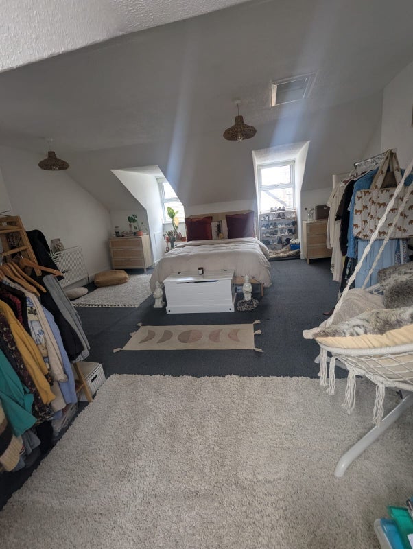 Room Warley Hill in Brentwood