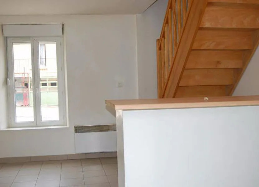 Flat Rue Casse Cou in Saint-Satur