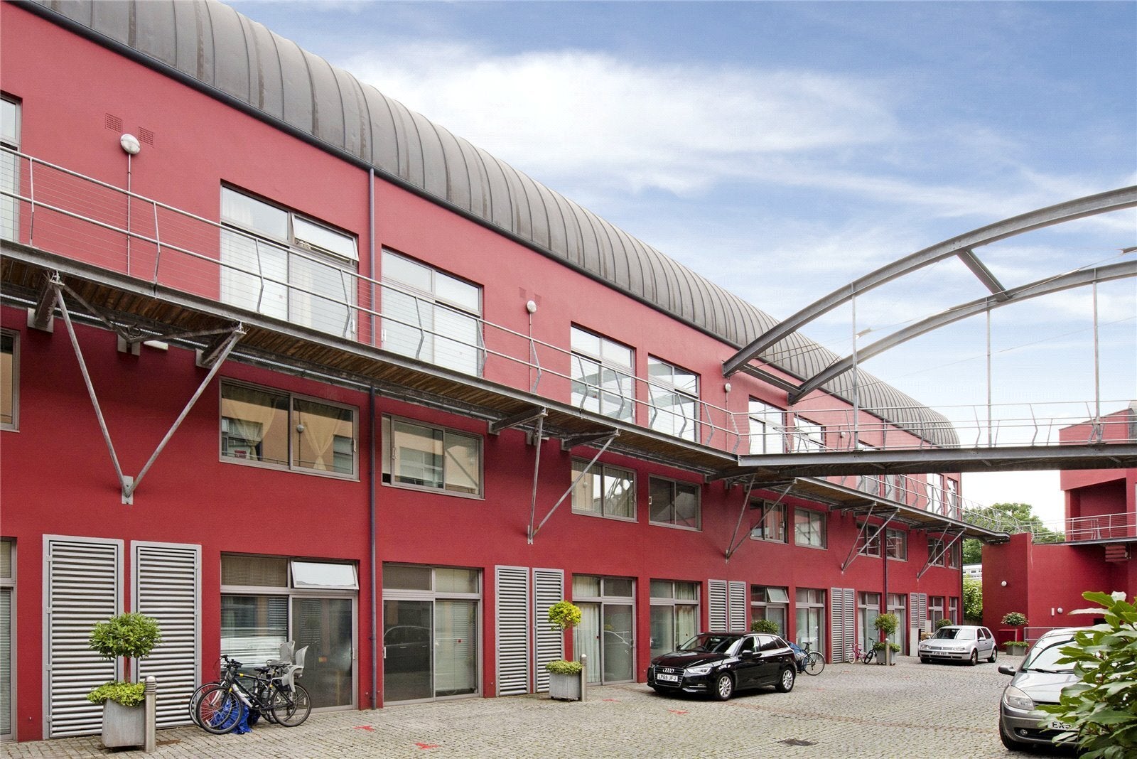 Flat Shelford Place in Greater London