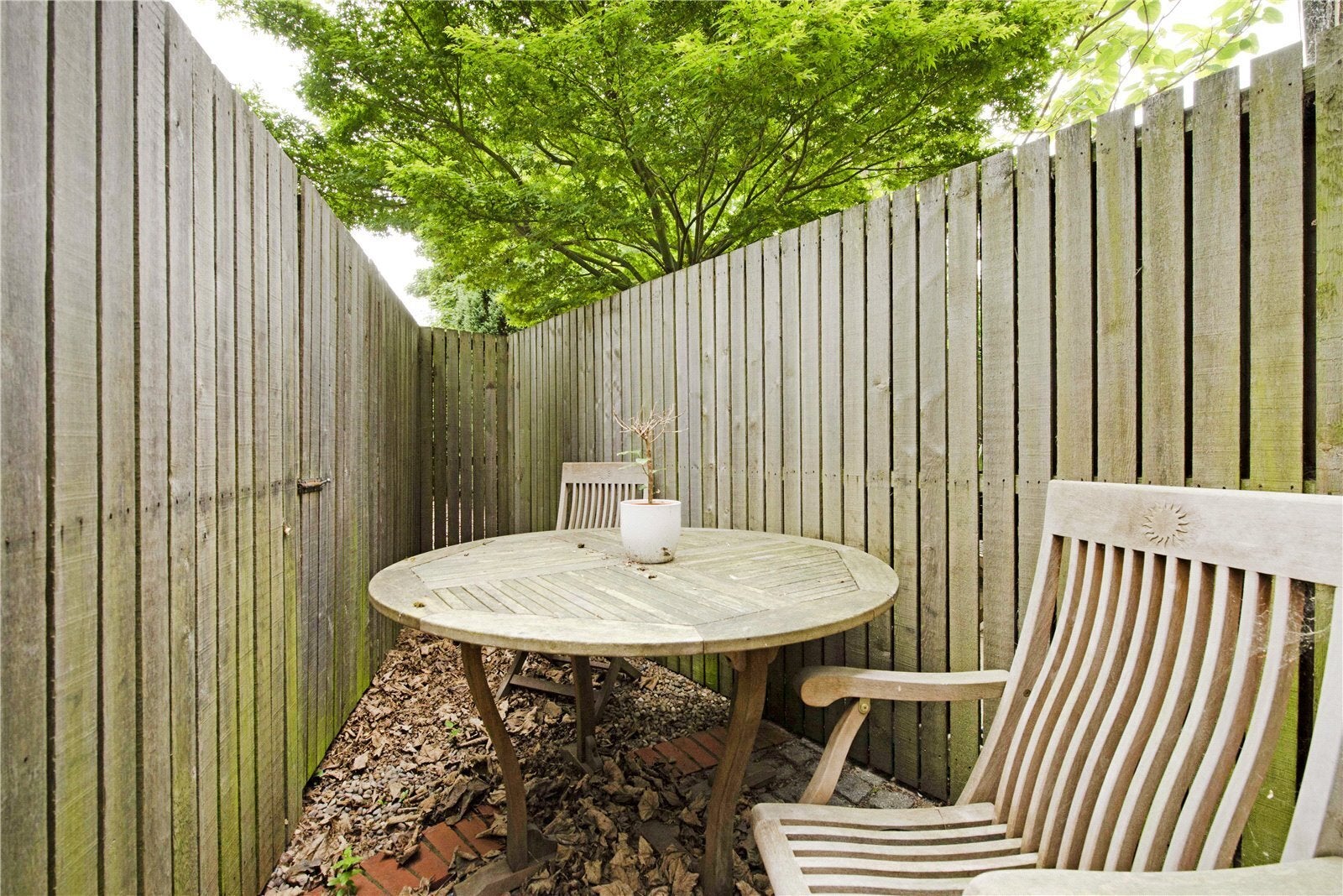 Flat Shelford Place in Greater London